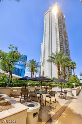 Photo #4: 2536314 Listing