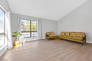 Photo #6: 2536336 Listing 