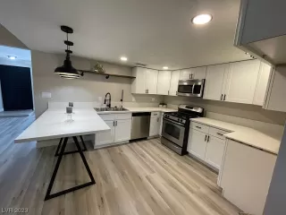 Photo #1: 2536343 Listing