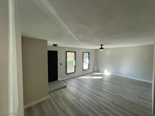 Photo #6: 2536343 Listing