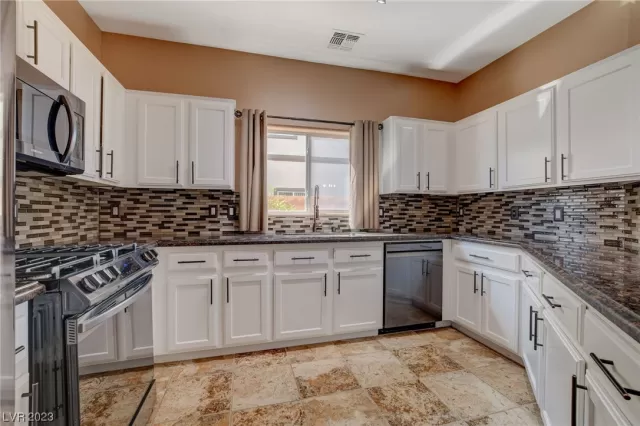 MLS: 2536344 Condo For Sale