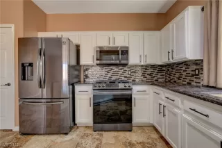 Photo #1: 2536344 Listing