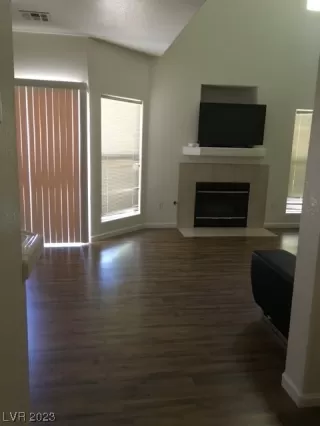 Photo #6: 2536365 Listing 