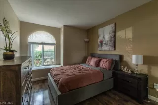 Photo #5: 2536367 Listing 