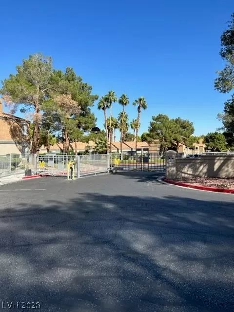 MLS: 2536407 Condo For Sale