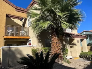 Photo #3: 2536409 Listing 