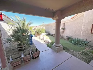 Photo #3: 2536418 Listing 