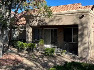 Photo #6: 2536418 Listing 