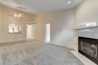 Photo #3: 2536424 Listing