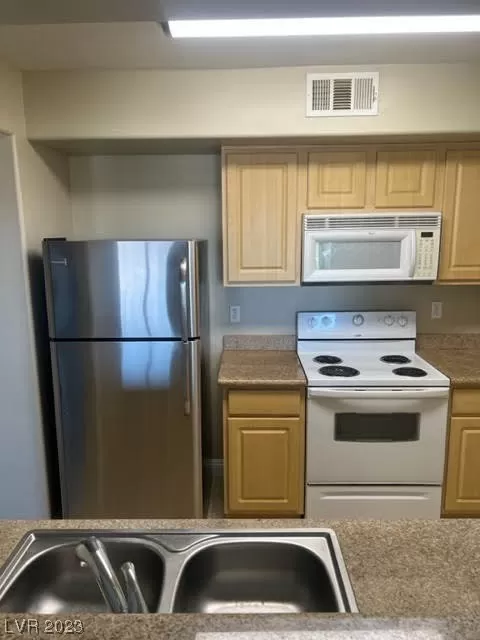 MLS: 2536426 Condo For Sale