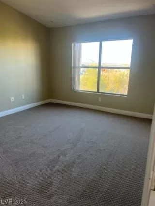 Photo #6: 2536426 Listing