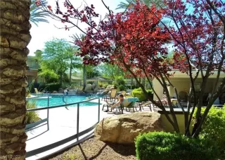 Photo #5: 2536432 Listing
