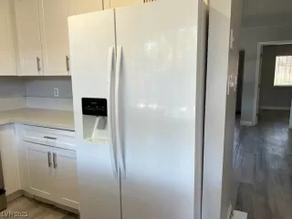 Photo #5: 2536435 Listing 