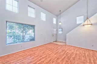 Photo #4: 2536472 Listing 