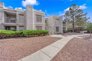 Photo #3: 2536488 Listing