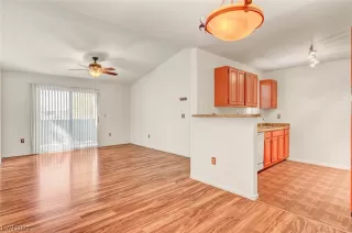 Photo #2: 2536501 Listing