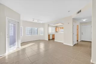 Photo #1: 2536508 Listing 