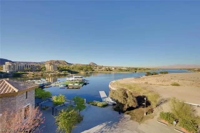 MLS: 2536516 Condo For Sale