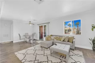 Photo #1: 2536532 Listing 