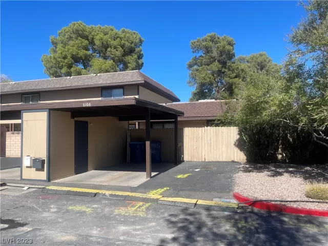 MLS: 2536540 Condo For Sale