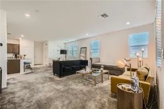 Photo #5: 2536542 Listing 