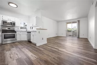 Photo #4: 2536568 Listing 