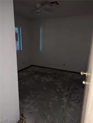 Photo #5: 2536571 Listing