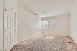 Photo #5: 2536575 Listing 