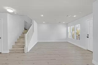 Photo #1: 2536597 Listing