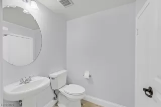 Photo #6: 2536597 Listing