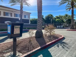 Photo #1: 2536617 Listing 