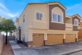 Photo #2: 2536617 Listing 