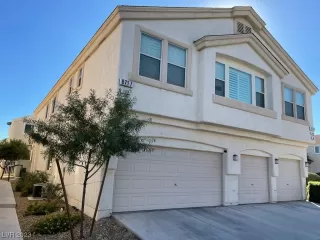 Photo #3: 2536655 Listing