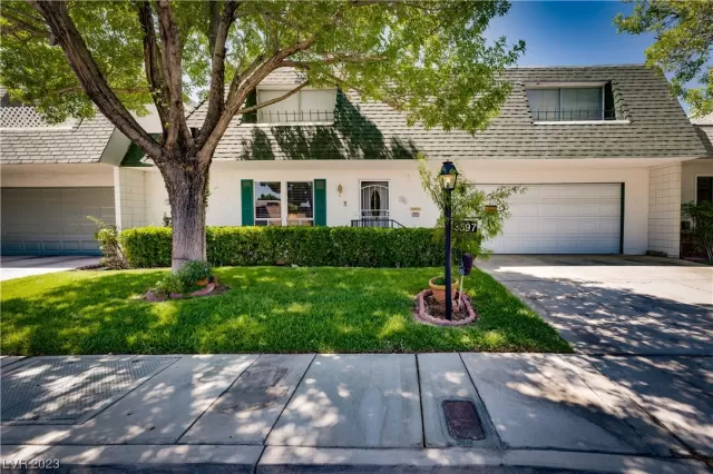 MLS: 2536660 Condo For Sale