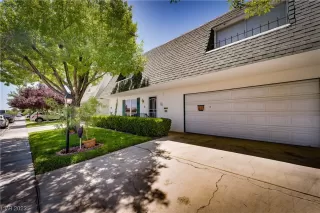 Photo #2: 2536660 Listing