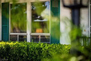 Photo #3: 2536660 Listing