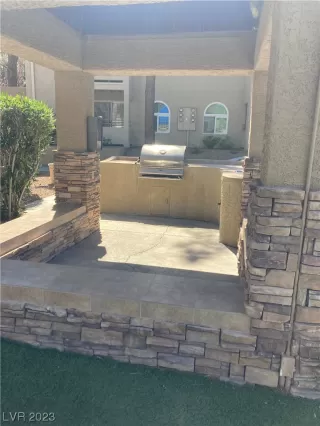 Photo #5: 2536682 Listing
