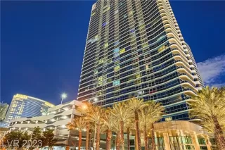 Photo #2: 2536769 Listing 