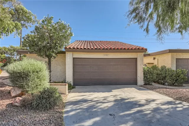 MLS: 2536782 Condo For Sale