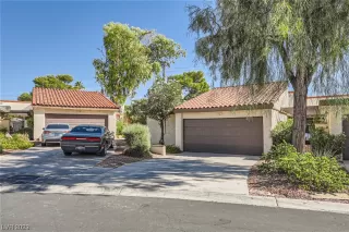 Photo #1: 2536782 Listing 