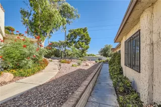 Photo #3: 2536782 Listing 