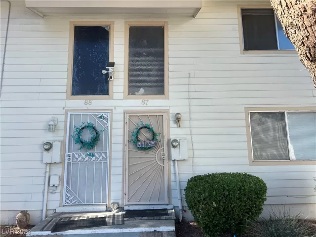 MLS: 2536791 Condo For Sale