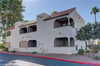 Photo #2: 2536796 Listing