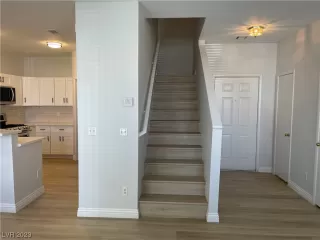 Photo #6: 2536797 Listing 