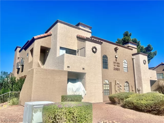 MLS: 2536801 Condo For Sale