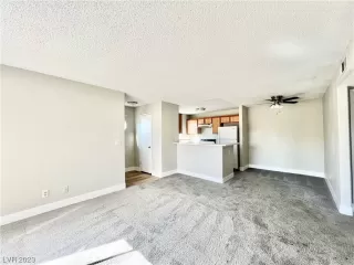 Photo #3: 2536801 Listing 