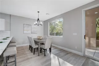 Photo #5: 2536805 Listing 