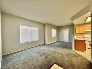 Photo #2: 2536808 Listing 