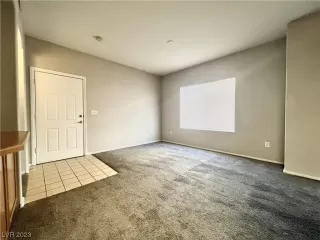 Photo #3: 2536808 Listing 