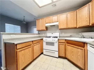 Photo #4: 2536808 Listing 